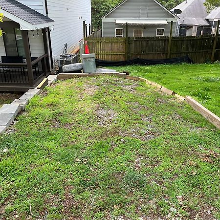 Atlanta Unit 2 Room 2 - Peaceful Weekend Getaway Private Bedroom & Bathroom Exterior photo